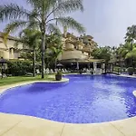 Alcam Aloha Deluxe 69 Marbella