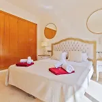 Alcam Aloha Deluxe 69 Apartment