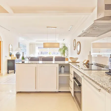 Alcam Aloha Deluxe 69 מארבלה